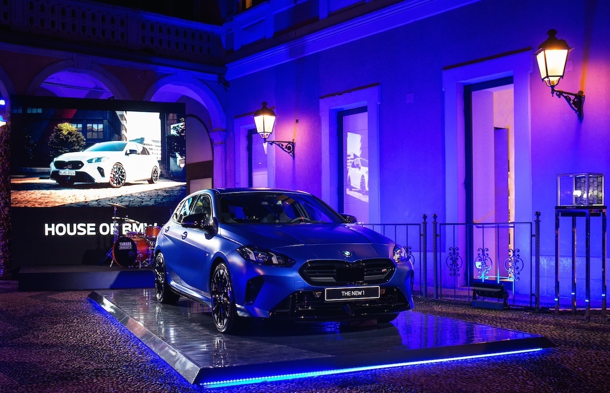 Nuova BMW Serie 1: il “The 1 Roadshow” porta l’innovazione su strada Nuova BMW Serie 1: il “The 1 Roadshow” porta l’innovazione su strada
