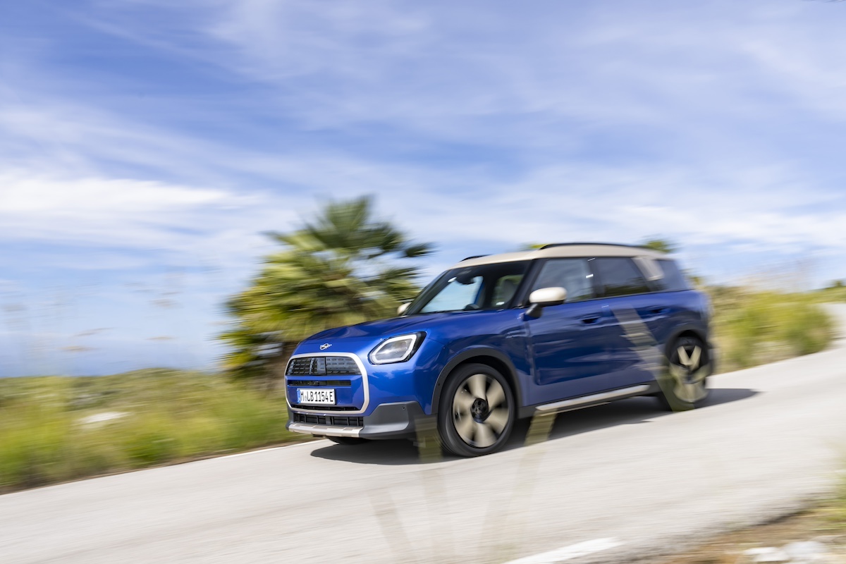 MINI Countryman E Favoured: versatilità e lettricità al top MINI Countryman E Favoured: versatilità e lettricità al top