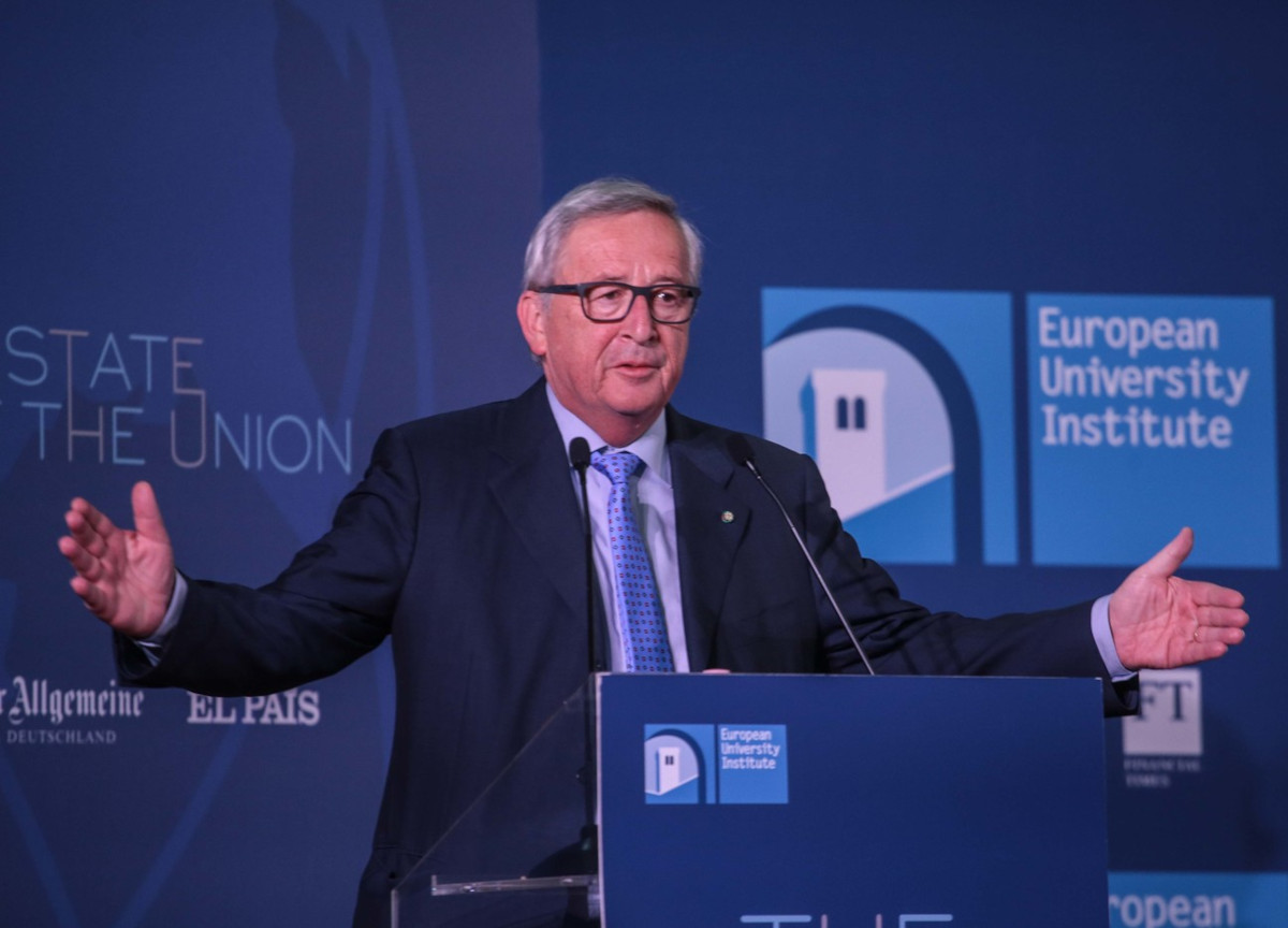 Ue, Juncker: “A von der Leyen non servono i voti di Meloni. Estrema Dx fuori”