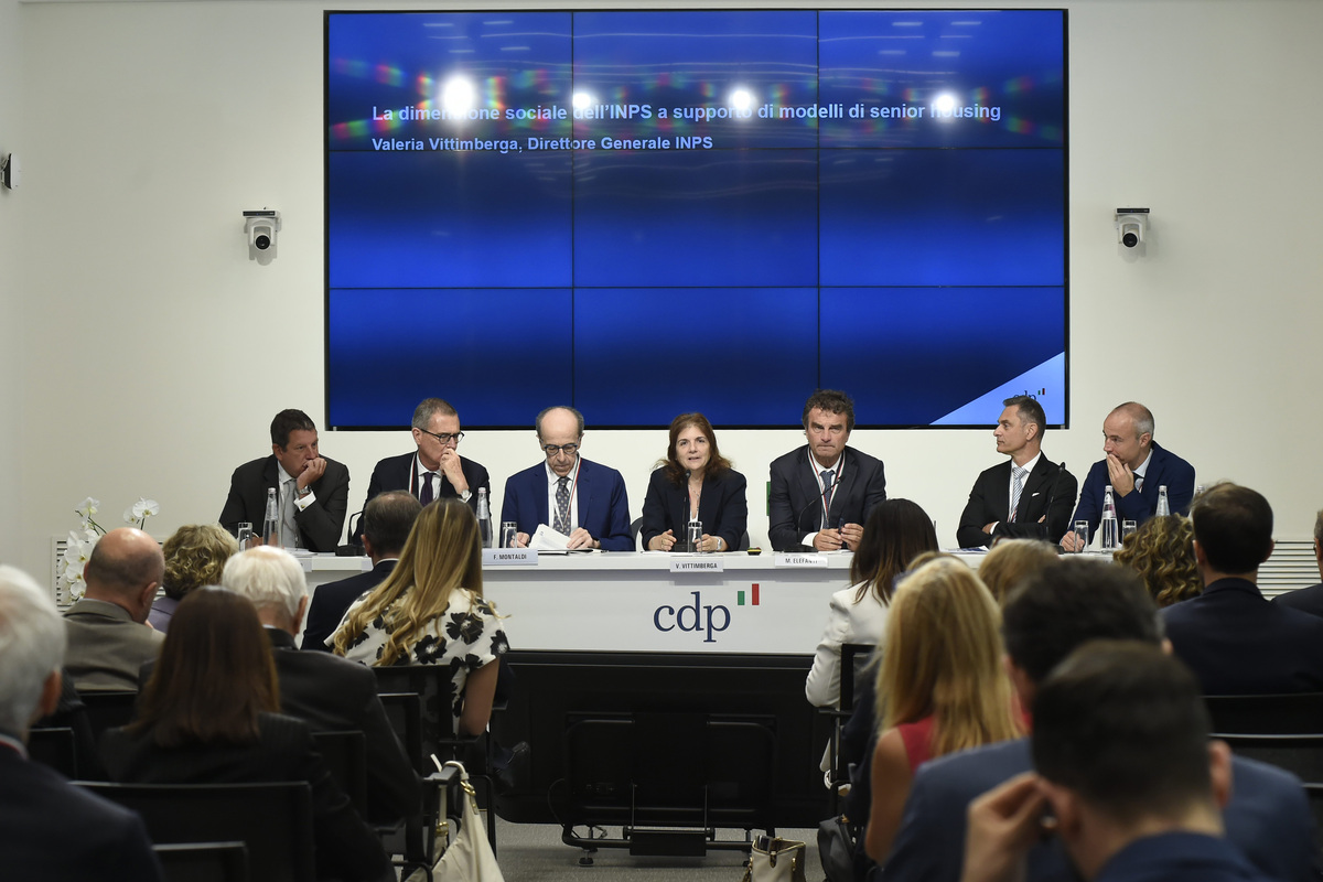 CDP e Inps: presentato il progetto sul senior housing ‘Spazio Blu’ CDP e Inps: presentato il progetto sul senior housing ‘Spazio Blu’