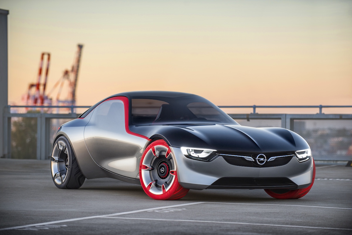 Opel celebra 125 anni di produzione e 60 anni di design Opel celebra 125 anni di produzione e 60 anni di design