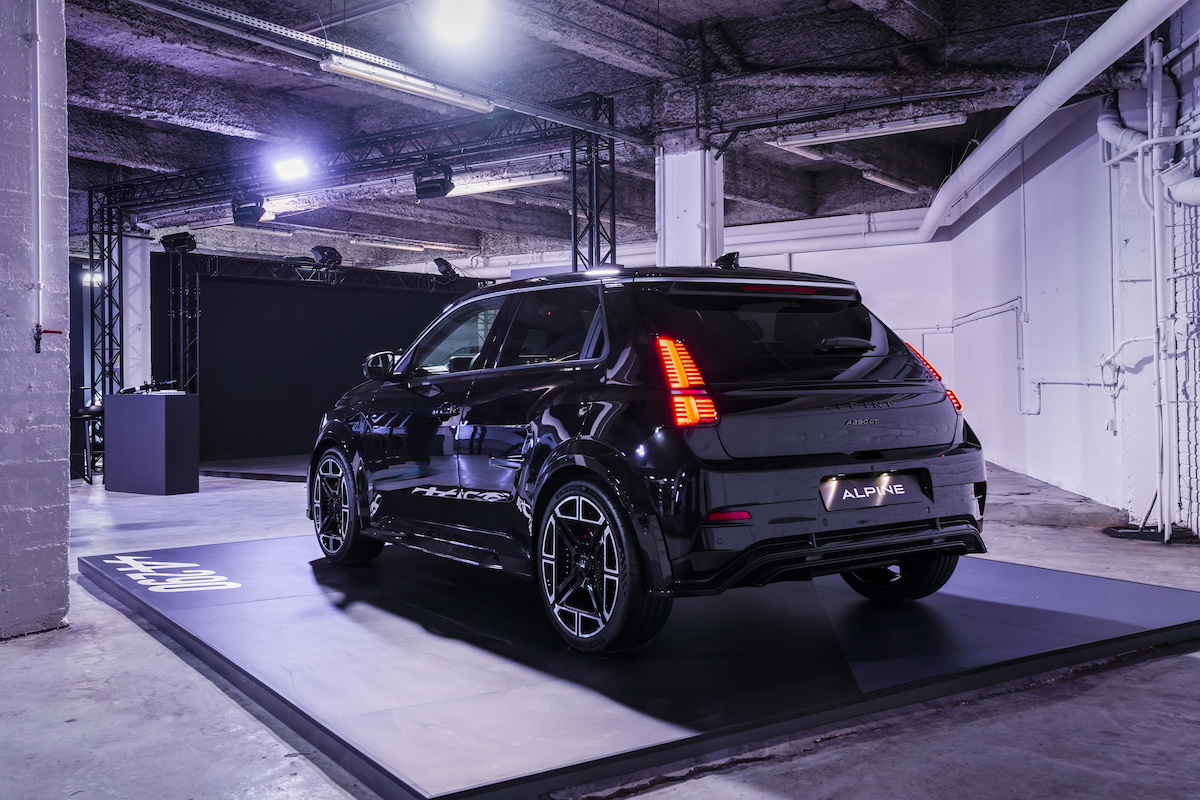 Alpine A290: la sportiva compatta elettrica debutta a Le Mans 2024