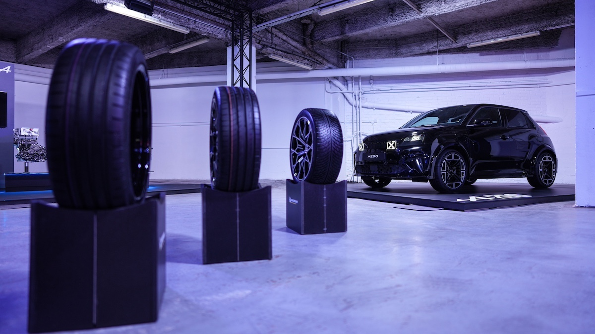 Alpine A290: la sportiva compatta elettrica debutta a Le Mans 2024