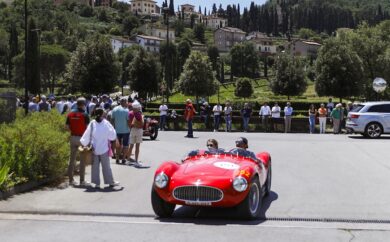 1000 Miglia 2024: paesaggi toscani e competizione accesa