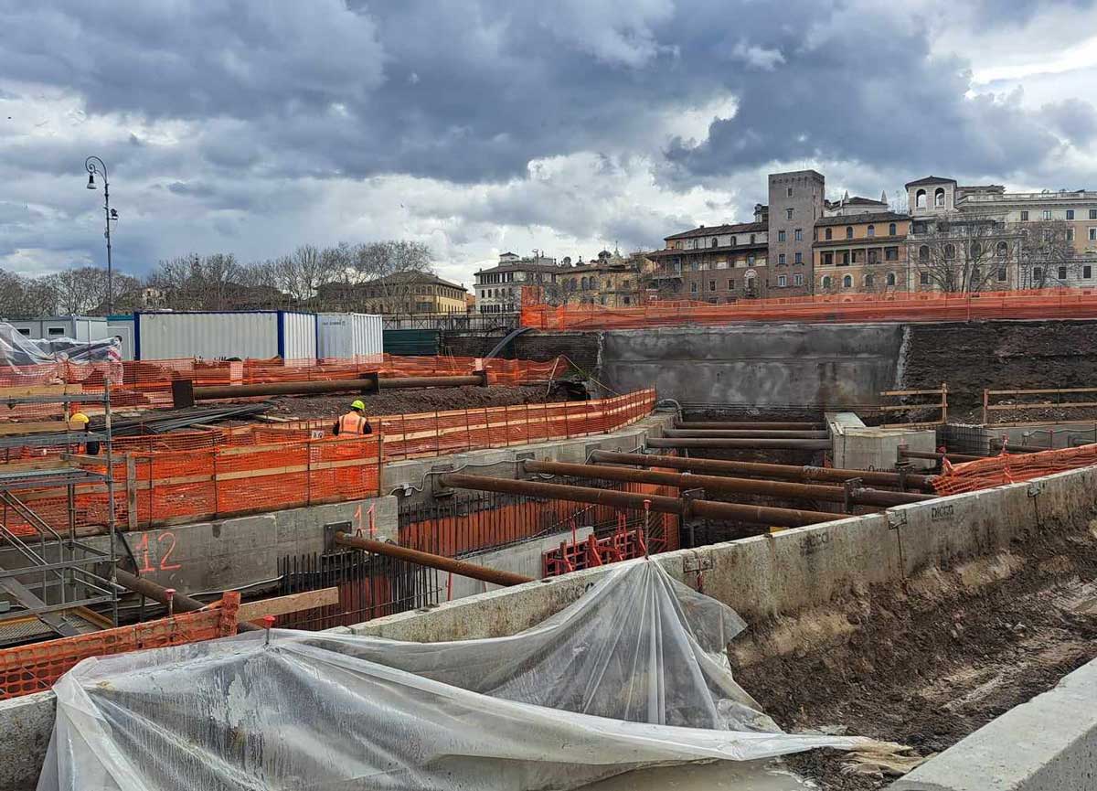 Cantieri per il Giubileo, a piazza Pia trovata una fullonica dell’antica Roma