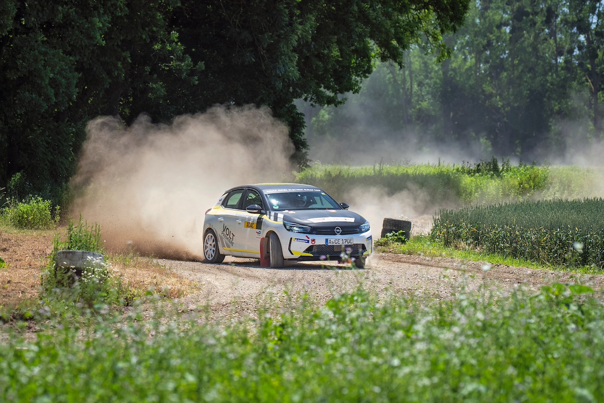 ADAC Opel Electric Rally Cup: leadership verde nei rally europei ADAC Opel Electric Rally Cup: leadership verde nei rally europei