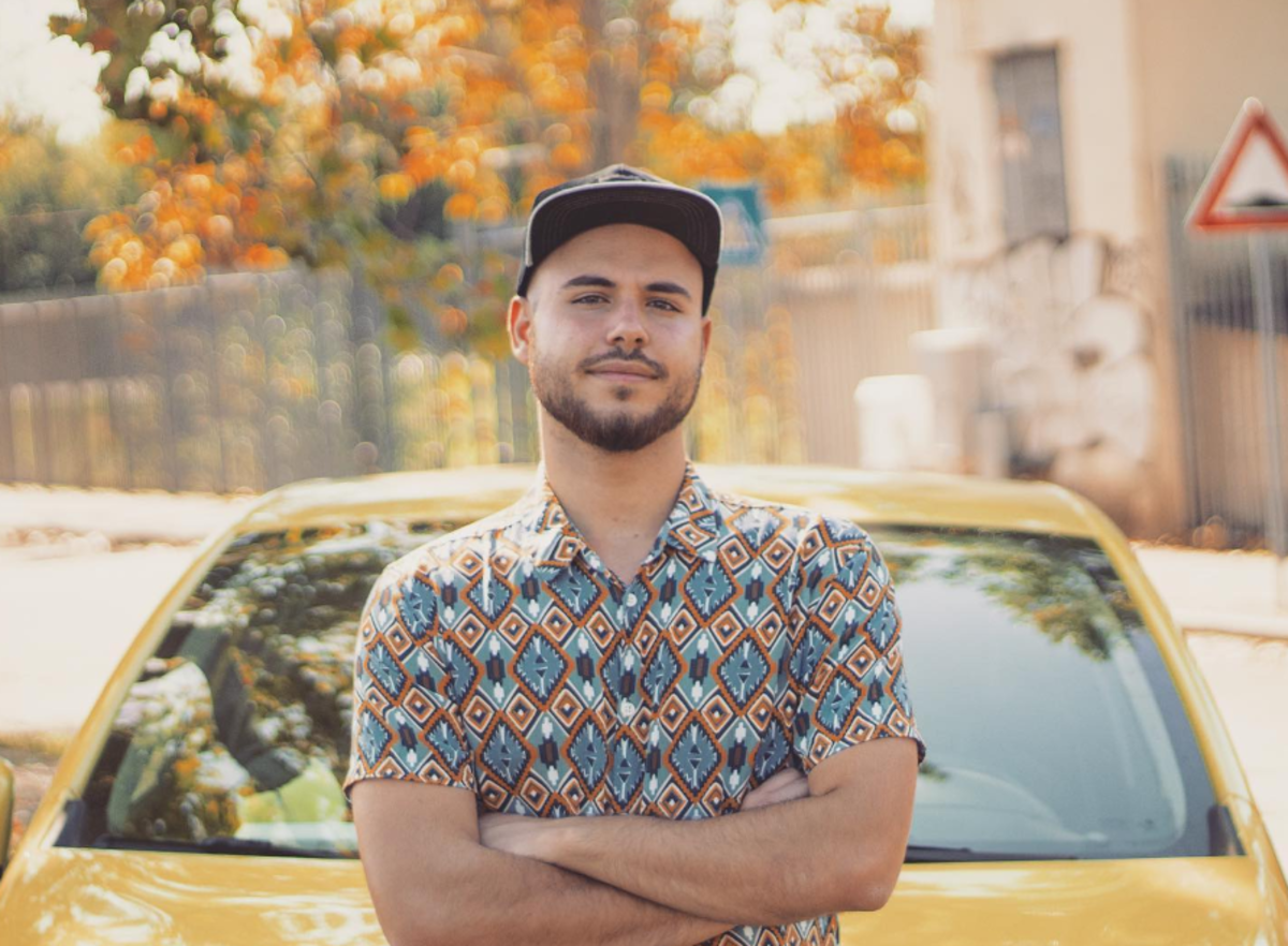 Piscina, lo speaker di Rtl accusato di pedofilia: ecco gli interventi in radio Piscina, lo speaker di Rtl accusato di pedofilia: ecco gli interventi in radio