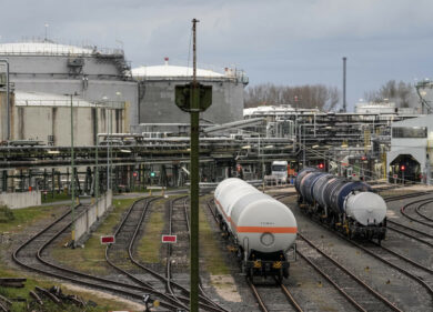 Europa, Russia primo fornitore di gas. Altro che sanzioni, dipendiamo da Mosca