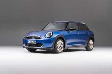 Nuova MINI Cooper 5 Porte: innovazione e stile in dimensioni compatte