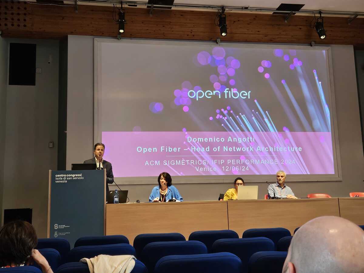 Open Fiber protagonista al ACM Sigmetrics: AI per una rete FTTH efficiente Open Fiber protagonista al ACM Sigmetrics: AI per una rete FTTH efficiente