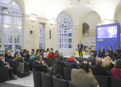 Poste Italiane promuove l’educazione finanziaria: al via “EDUFinTOUR”