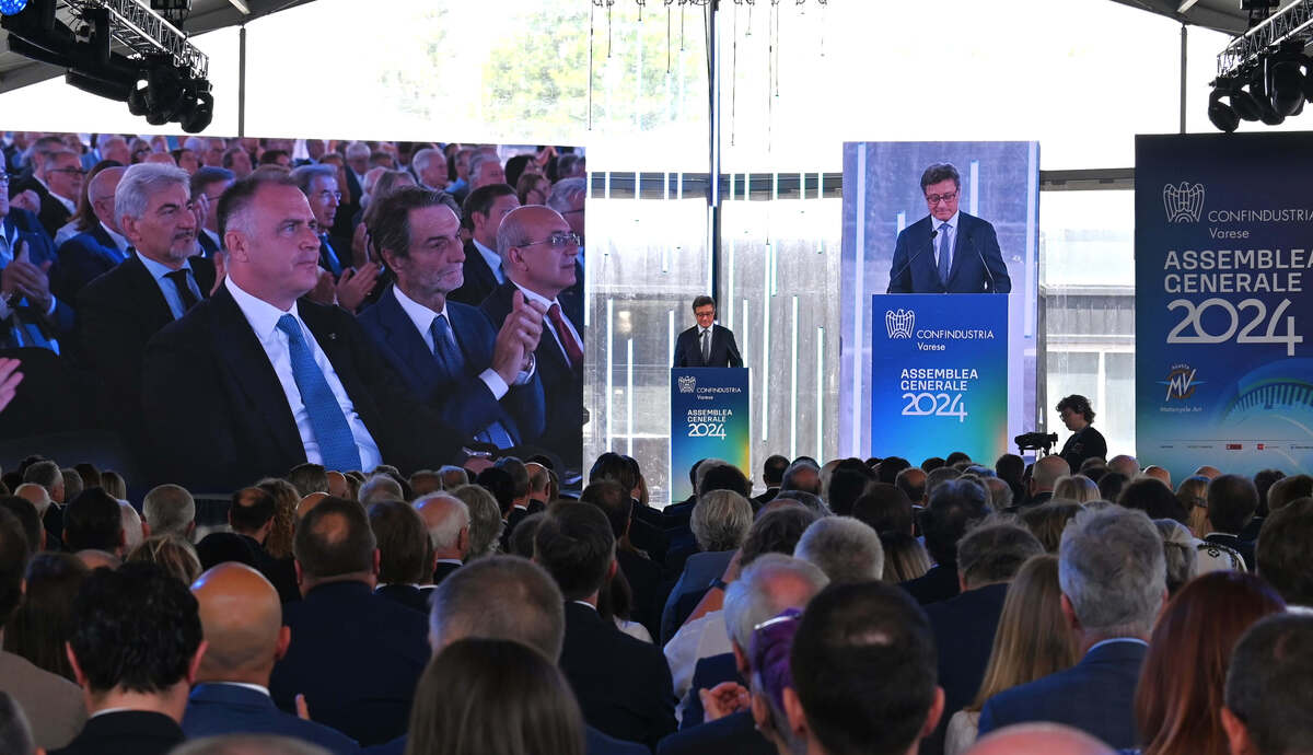 Assemblea Generale 2024 Varese con il nuovo Presidente di Confindustria Emanuele Orsini.