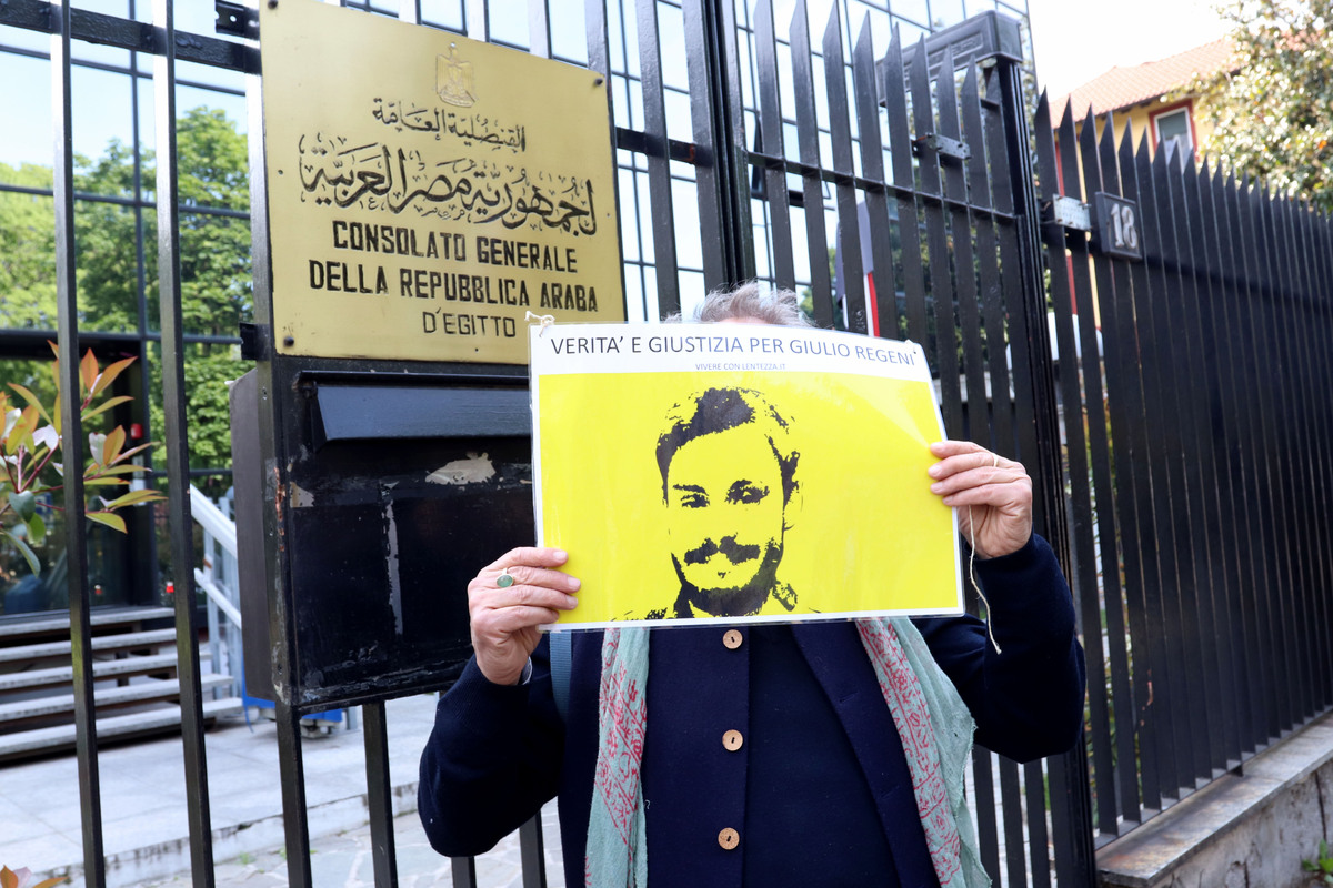 Processo Regeni, in Aula il video segreto dell’ambulante che lo ha tradito Processo Regeni, in Aula il video segreto dell’ambulante che lo ha tradito