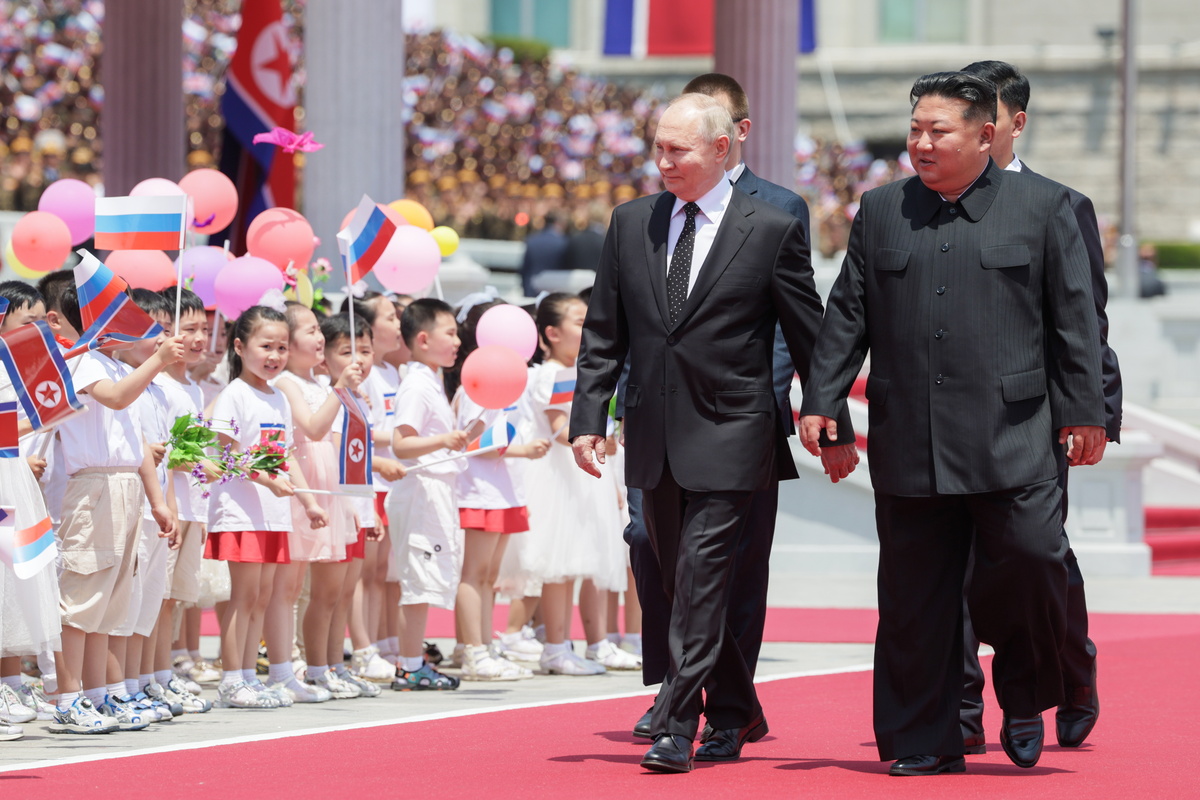 “Assistenza reciproca se aggrediti”: Putin- Kim rinnovano il patto di amicizia “Assistenza reciproca se aggrediti”: Putin- Kim rinnovano il patto di amicizia