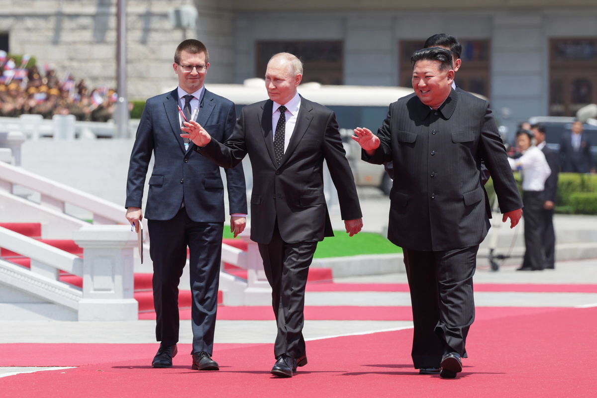 “Assistenza reciproca se aggrediti”: Putin- Kim rinnovano il patto di amicizia “Assistenza reciproca se aggrediti”: Putin- Kim rinnovano il patto di amicizia