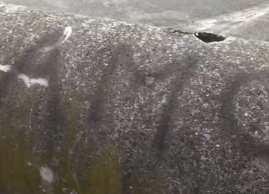 Pierina, nuove scritte sospette: l’ipotesi di messaggi tra Manuela e Louis