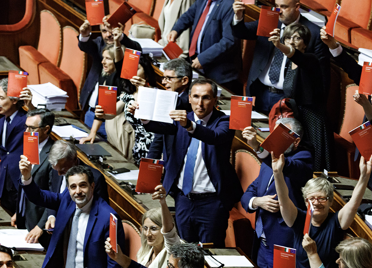 “Fronte anti-Meloni dal no alle riforme. Da Renzi e Calenda fino a Fratoianni” “Fronte anti-Meloni dal no alle riforme. Da Renzi e Calenda fino a Fratoianni”