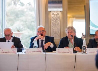 Si brinda col vino italiano top: 2 mld di bottiglie certificate valgono 9 mld