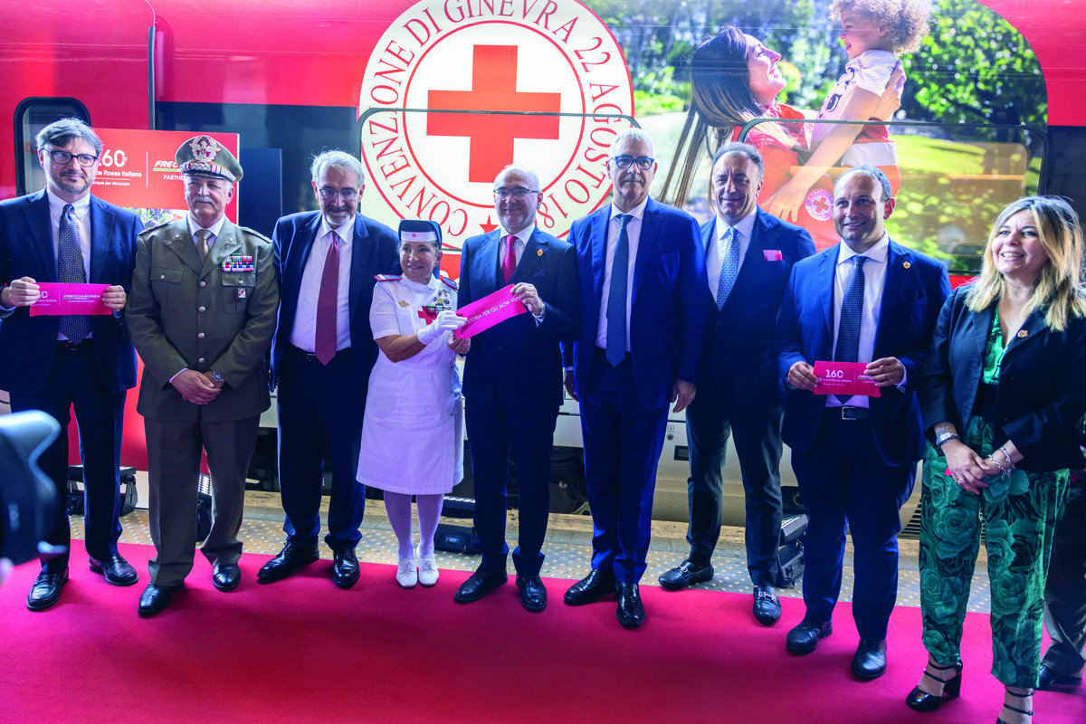 Gruppo FS presenta il Frecciarossa per i 160 anni della Croce Rossa Italiana