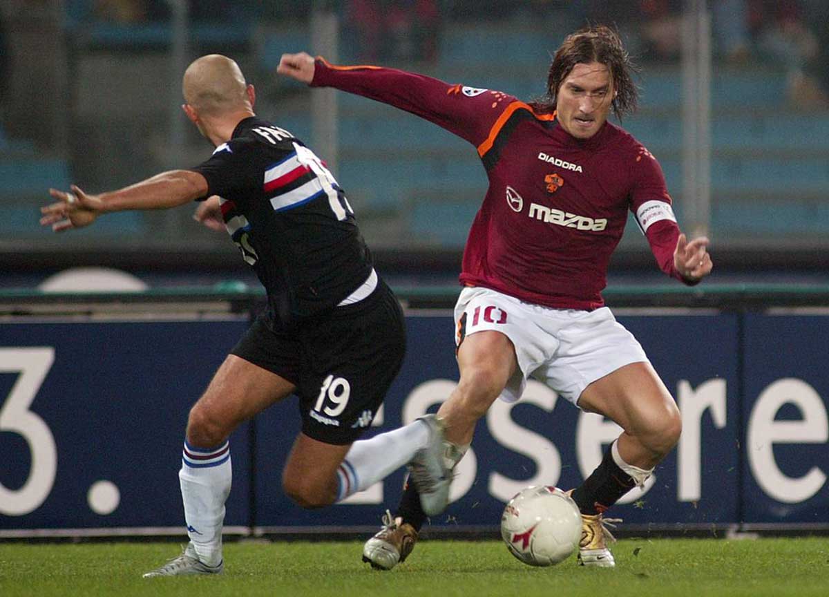 Francesco Totti nel mirino del Fisco: cartella esattoriale da 1,5 mln di euro Francesco Totti nel mirino del Fisco: cartella esattoriale da 1,5 mln di euro