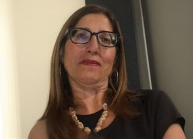 Cagliari, accoltella a morte la moglie dopo la partita: “Mi ha riso in faccia”