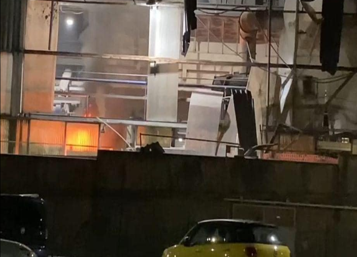 Disastro Bolzano, esplode una fabbrica. Operaio muove schiacciato dai rulli