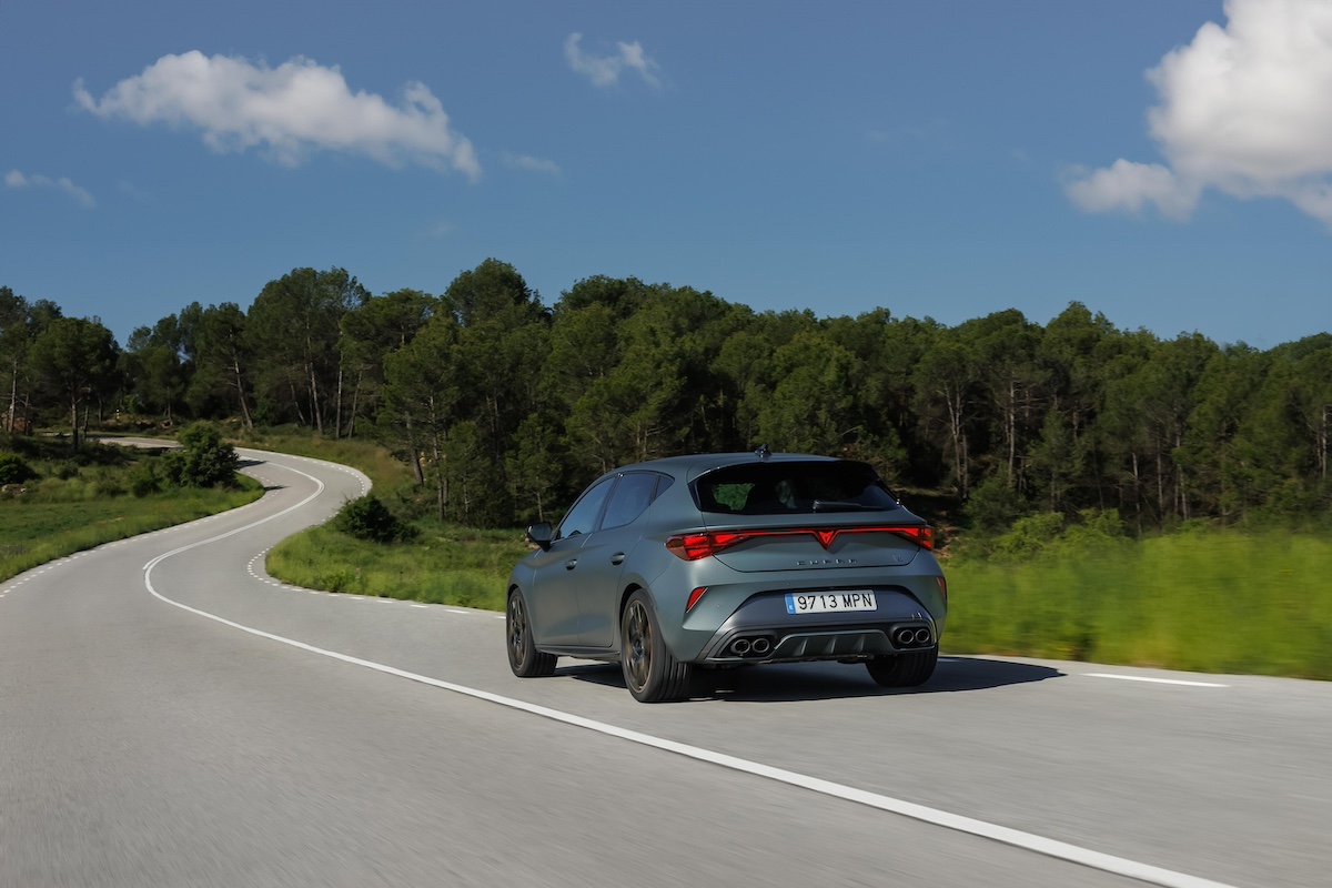 Nuova CUPRA Leon: design, motori e innovazioni tecniche