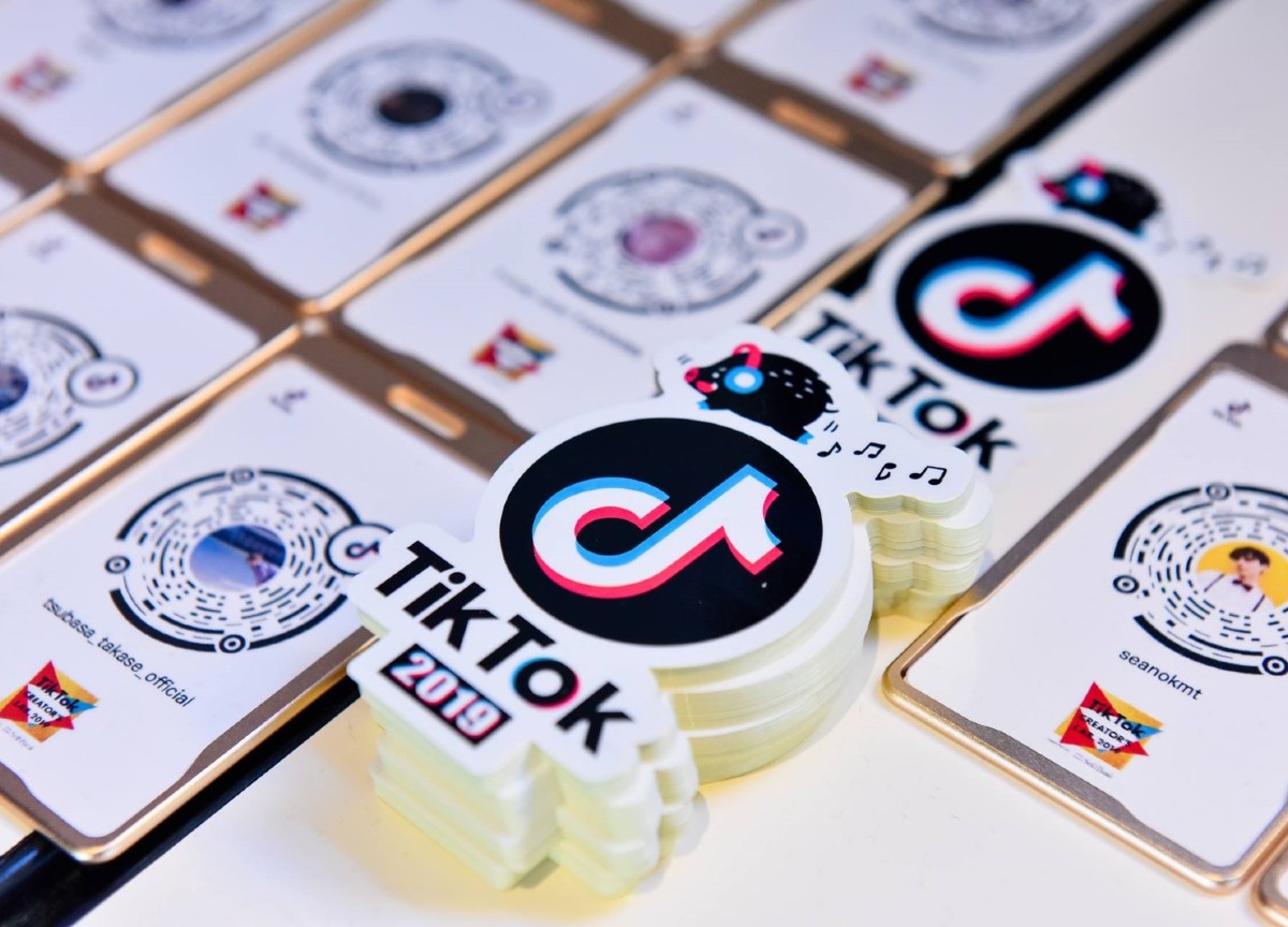 Social media, New York alza le difese per difendere i minori dalla dipendenza Social media, New York alza le difese per difendere i minori dalla dipendenza