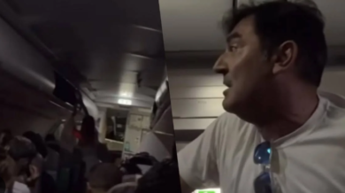 Blackout in aereo, paura a bordo. Il comico Max Giusti si alza e calma tutti