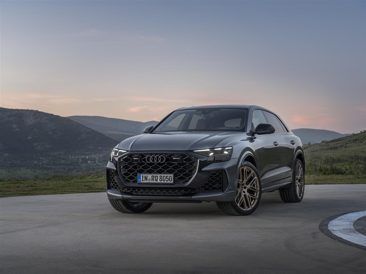 Nuova Audi RS Q8: record al Nurburgring Nuova Audi RS Q8: record al Nurburgring