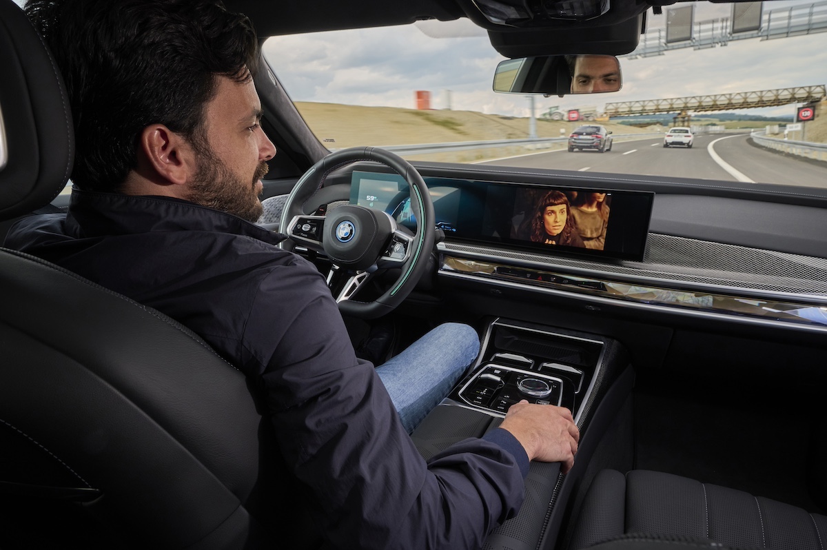 BMW, sulla nuova Serie 7 arriva la guida autonoma di livello 2 e livello 3 BMW, sulla nuova Serie 7 arriva la guida autonoma di livello 2 e livello 3