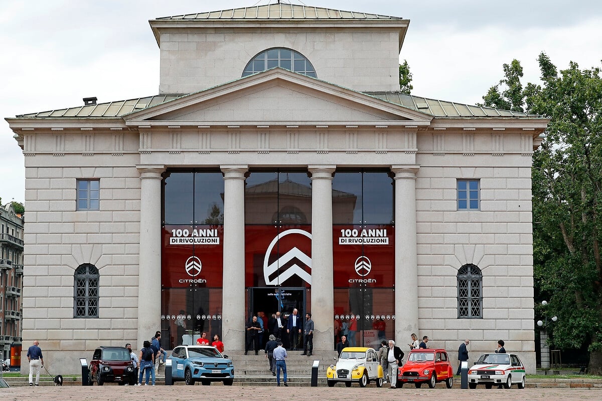 Da 100 anni Citroën è al fianco degli italiani