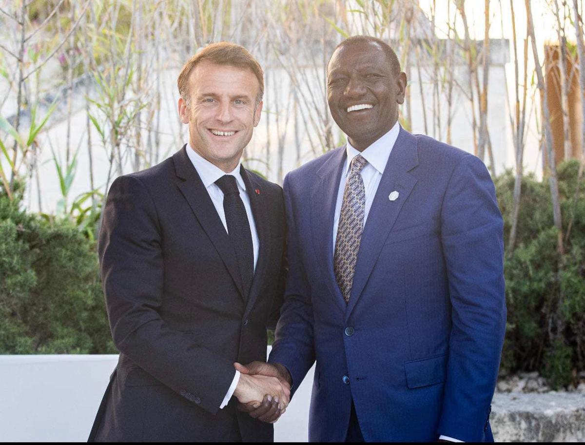 Di Martina Franca la sartoria per William Ruto presidente del Kenia