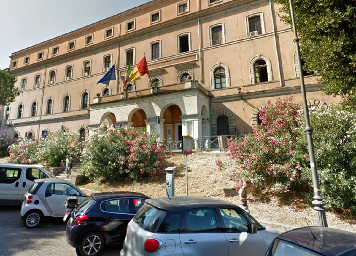 Commercio, è fuga dall’assessorato: in via dei Cerchi scappati 12 dipendenti
