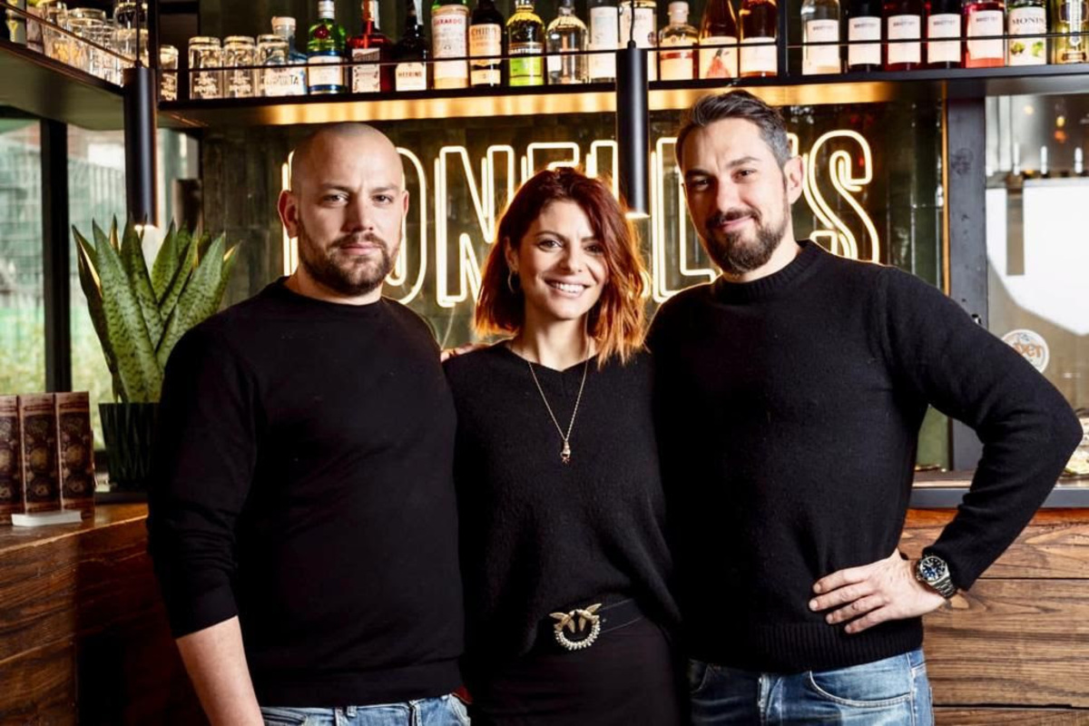 BONELLI’S inaugura l’estate con piatti senza confini, aperitivi e nuovi spazi BONELLI’S inaugura l’estate con piatti senza confini, aperitivi e nuovi spazi