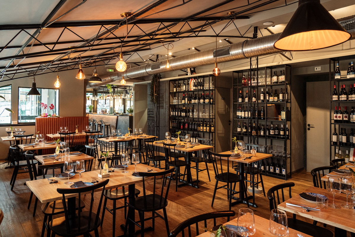 BONELLI’S inaugura l’estate con piatti senza confini, aperitivi e nuovi spazi BONELLI’S inaugura l’estate con piatti senza confini, aperitivi e nuovi spazi