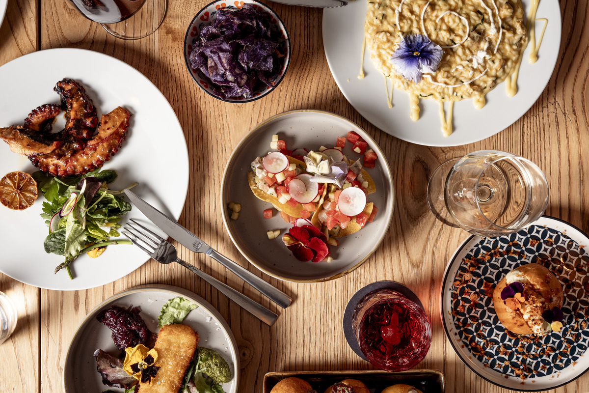 BONELLI’S inaugura l’estate con piatti senza confini, aperitivi e nuovi spazi BONELLI’S inaugura l’estate con piatti senza confini, aperitivi e nuovi spazi