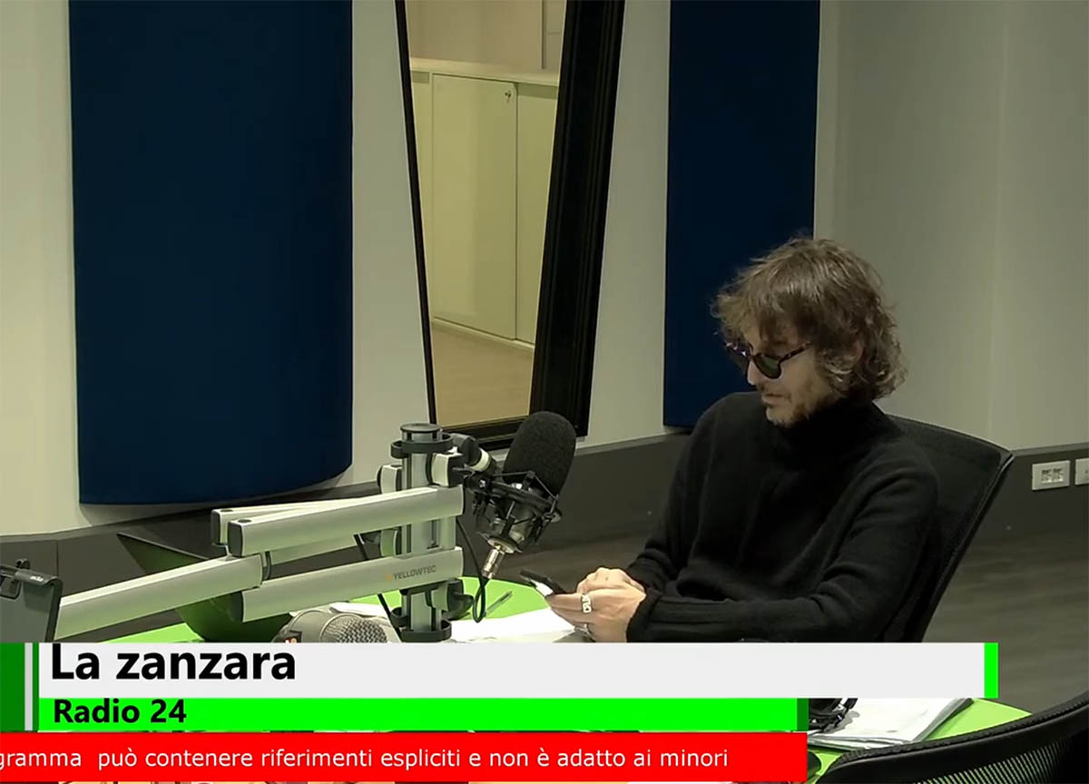 Cruciani: “Ho avuto un’attrazione gay. Quelle feste piccanti con Luxuria…” Cruciani: “Ho avuto un’attrazione gay. Quelle feste piccanti con Luxuria…”