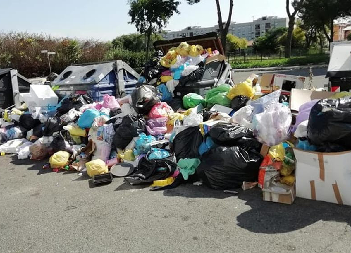 Rifiuti, l’oro di Roma: chi ci guadagna, chi paga e la politica in testa coda Rifiuti, l’oro di Roma: chi ci guadagna, chi paga e la politica in testa coda