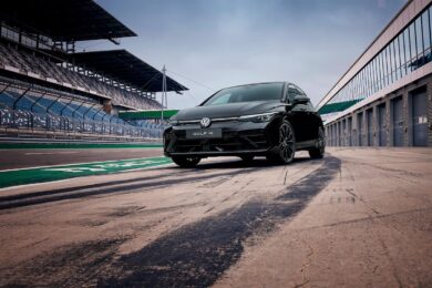 Volkswagen rivoluziona il mercato con le nuove Golf R e Golf R Variant