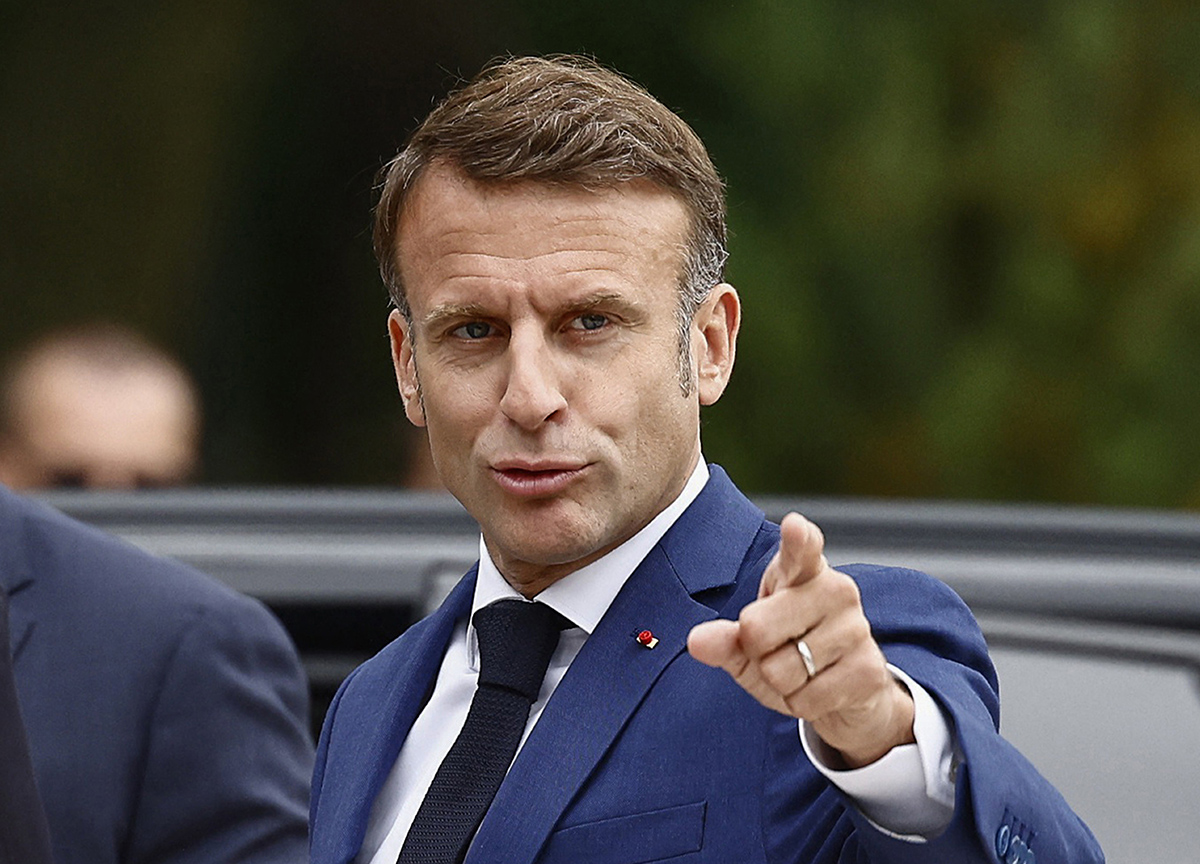 Francia, Macron abbandonato dai suoi. La virata a Sx gli costerà l’Eliseo Francia, Macron abbandonato dai suoi. La virata a Sx gli costerà l’Eliseo