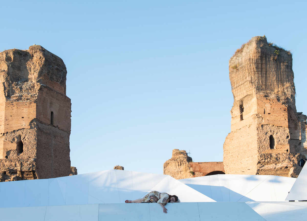 La Tosca è firmata dall’archistar Fuksas: così l’Opera fa show a Caracalla