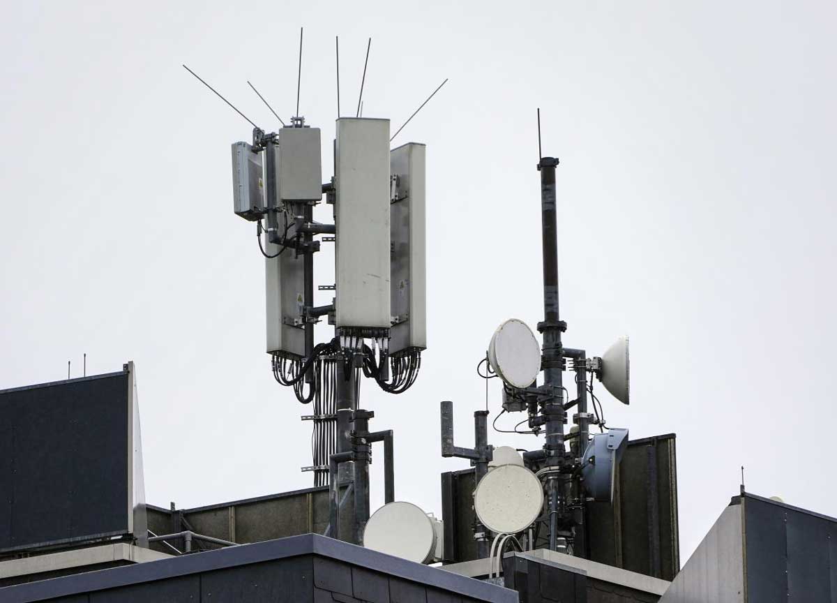 Italia, autogol sul 5G: andiamo lentissimi. Ostruzionismo degli ambientalisti