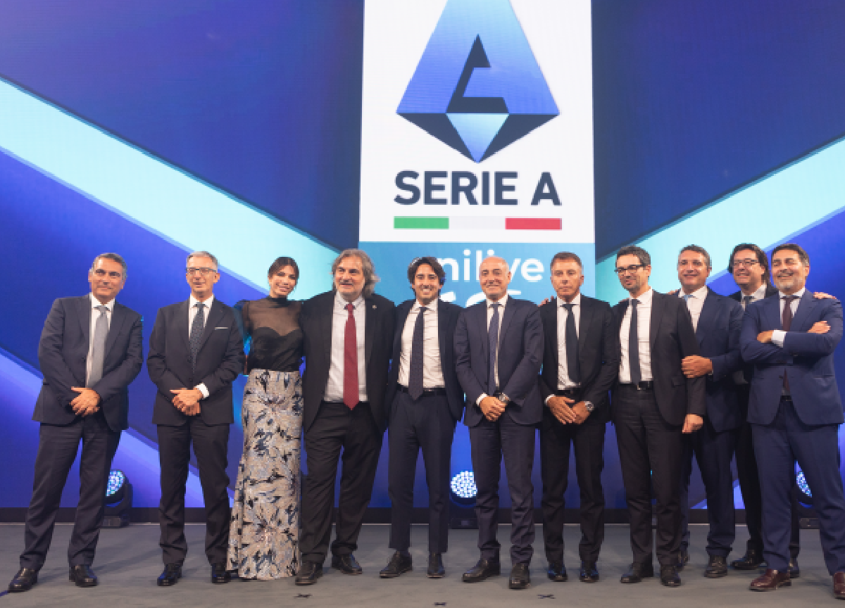 Enilive e Serie A: svelato il nuovo logo Enilive e Serie A: svelato il nuovo logo