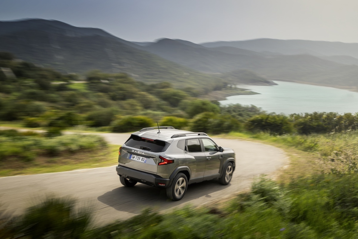 Dacia chiude un 1° semestre 2024 da record in Italia Dacia chiude un 1° semestre 2024 da record in Italia