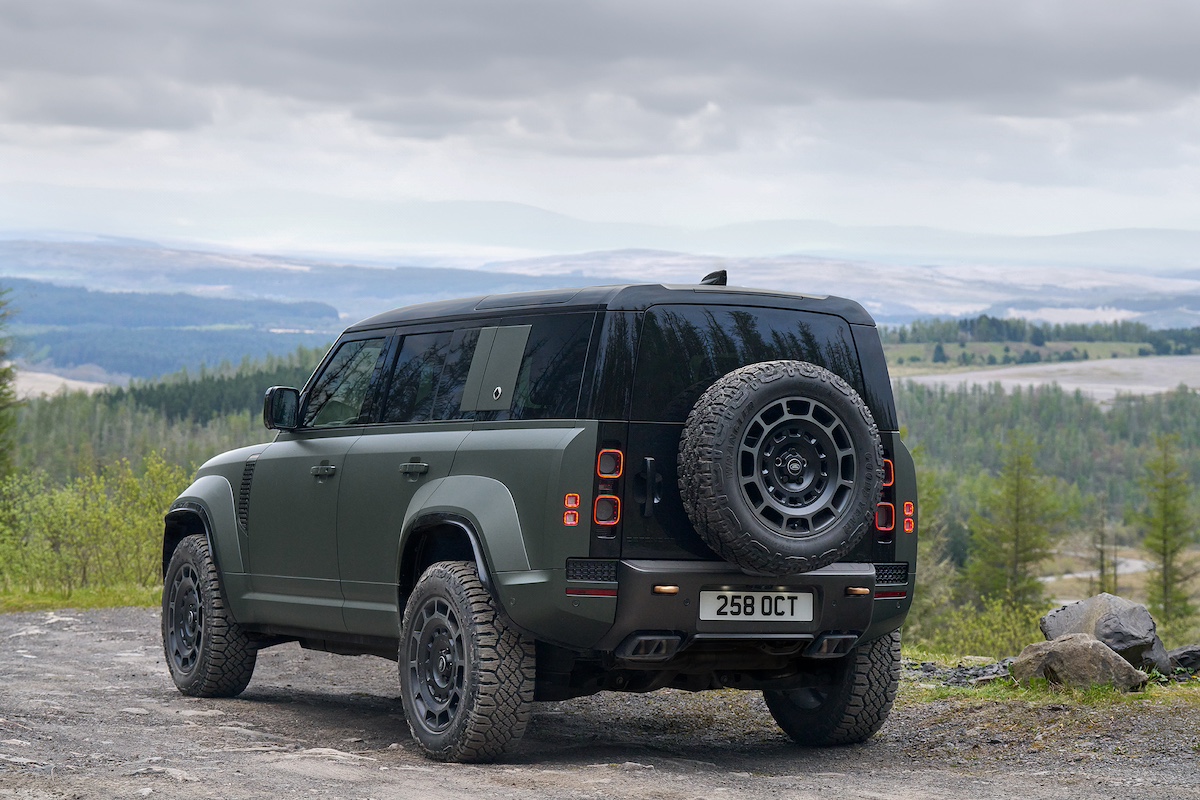 Defender nuova OCTA: la rivoluzione nel mondo dell’off road Defender nuova OCTA: la rivoluzione nel mondo dell’off road