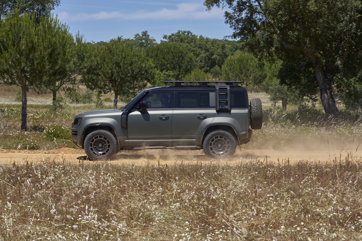 Defender nuova OCTA: la rivoluzione nel mondo dell’off road Defender nuova OCTA: la rivoluzione nel mondo dell’off road