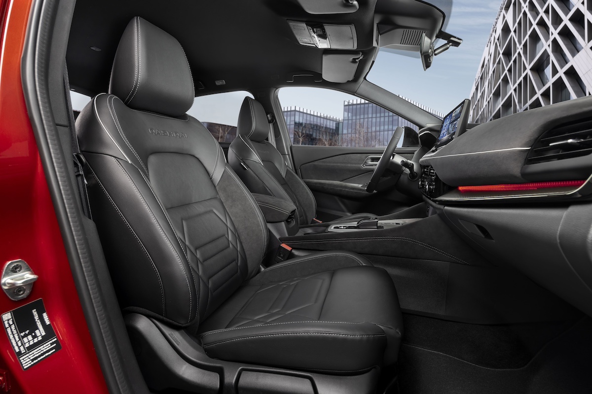 Nissan lancia il nuovo Qashqai nelle concessionarie italiane Nissan lancia il nuovo Qashqai nelle concessionarie italiane