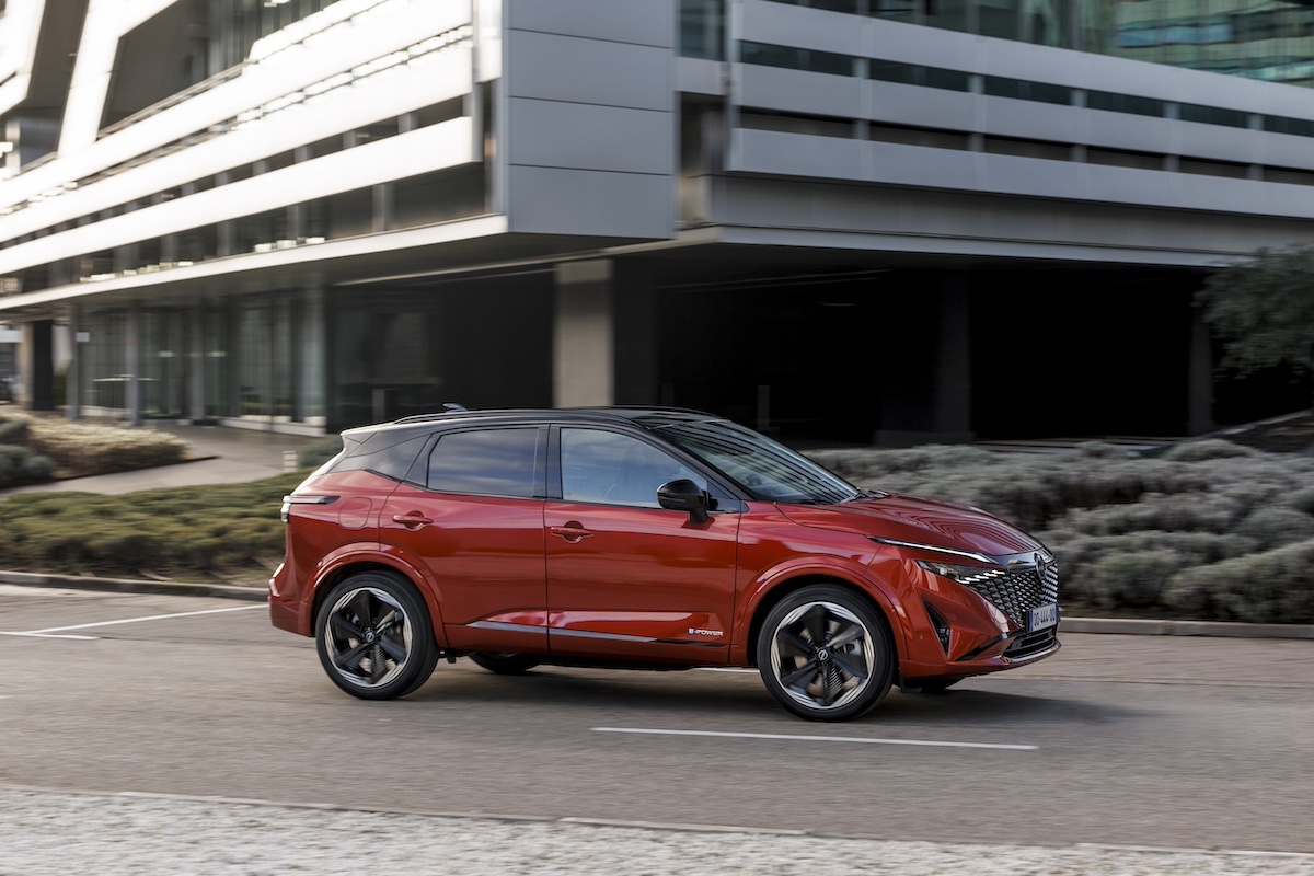 Nissan lancia il nuovo Qashqai nelle concessionarie italiane Nissan lancia il nuovo Qashqai nelle concessionarie italiane