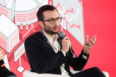 Fastweb lancia il primo supercomputer IA in Italia e sfida Tim Enterprise